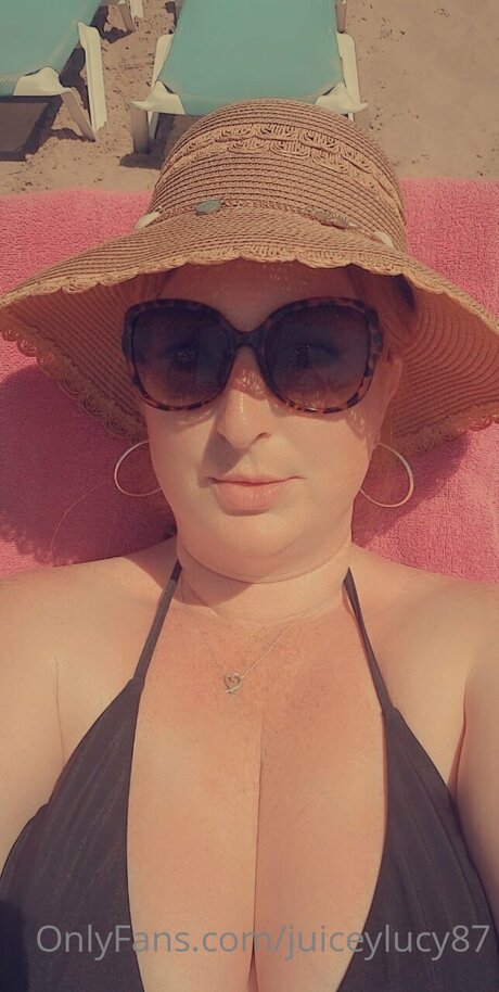 trans teen onlyfans pornographic images