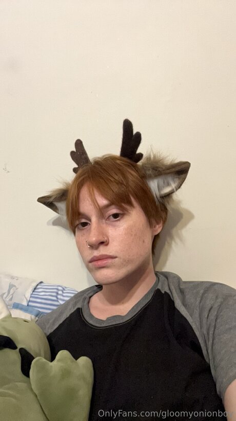 Gloomyonionboy pornstar erotic images