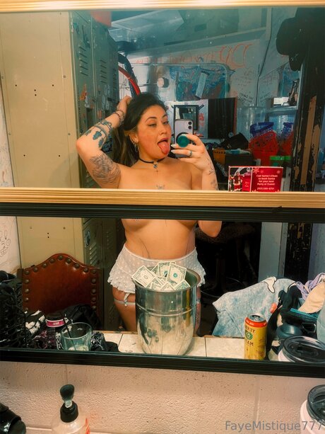 Fayemistique777 model pic