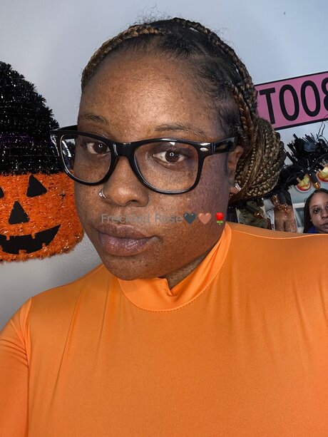 milf wife onlyfans free nude picture