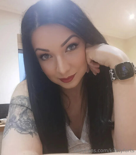 Kirstyfarts beautiful pornstar pic