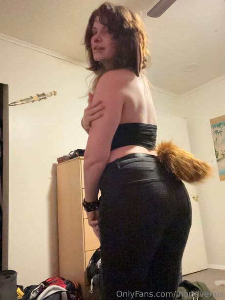 Ingridlazuli pornstar naked archive