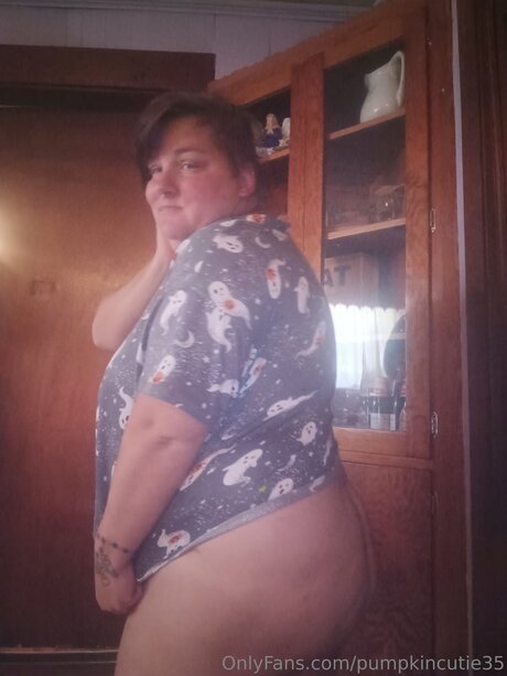 Pumpkincutie35 naked actress photos