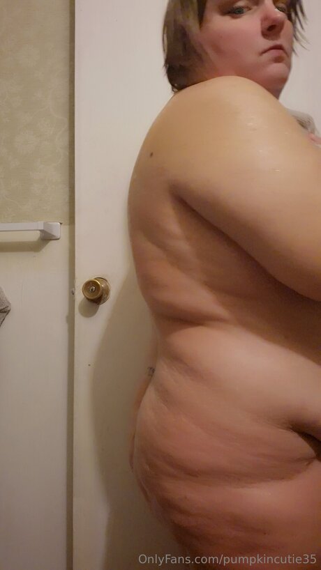 Pumpkincutie35 pretty model pictures