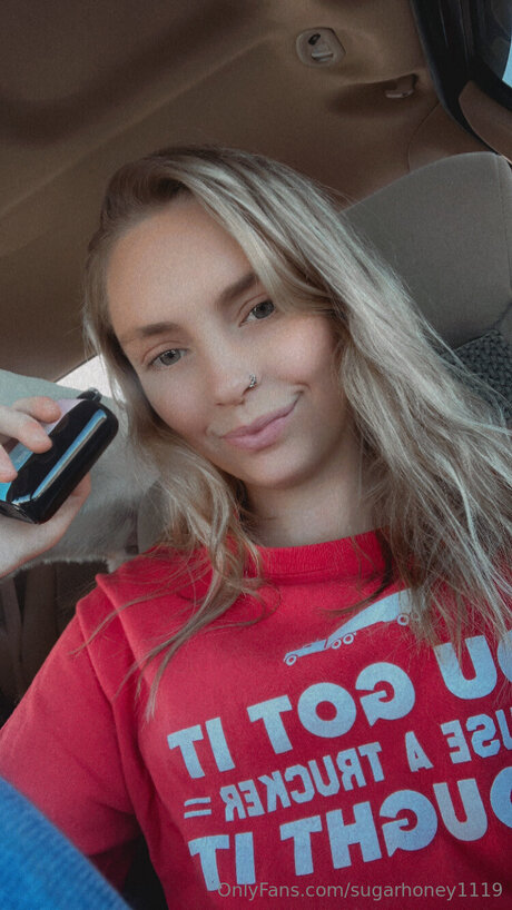 Illuminatebebe best actress photos