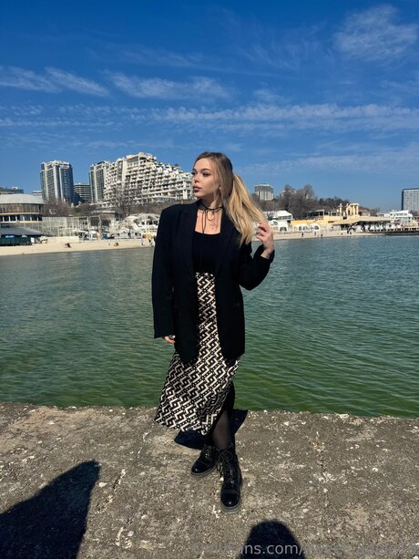 Sweet Adele18 star pornographic picture