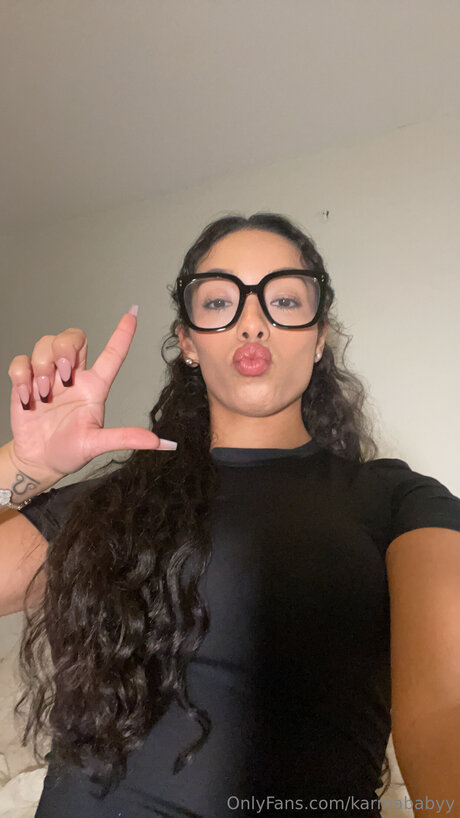 Karmababyy art star pictures