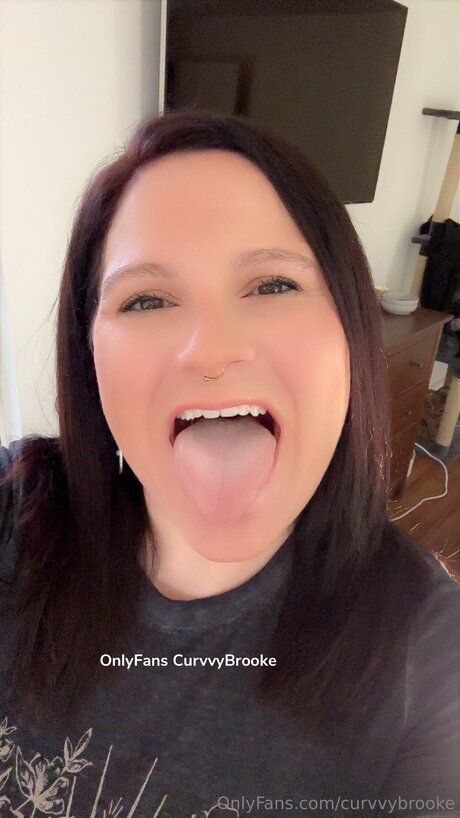 Curvvybrooke pornographic actress images