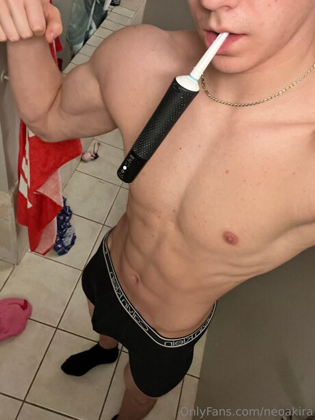 Neoakira perfect model pic