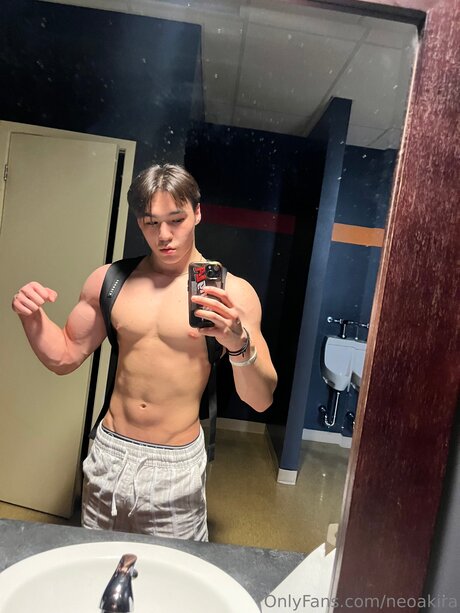 Neoakira star nude images