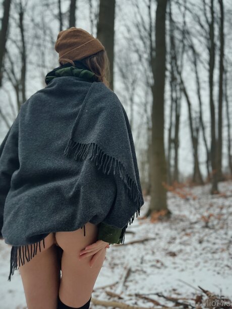 petite brunette onlyfans sexy nudes pictures