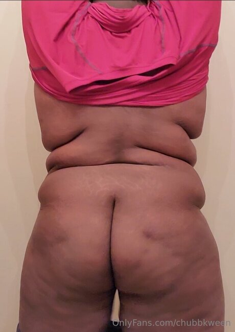 Chubbkween model sexy archive