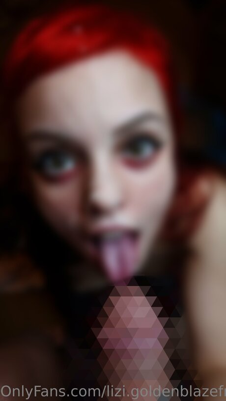 Lizi Goldenblazefree model nice photos