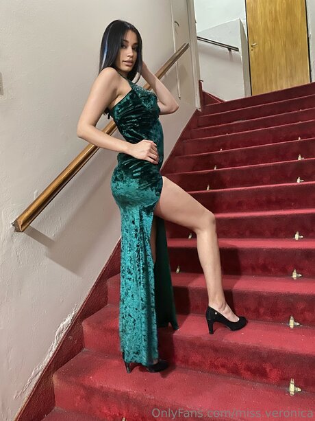 Miss Veronica exclusive model pictures