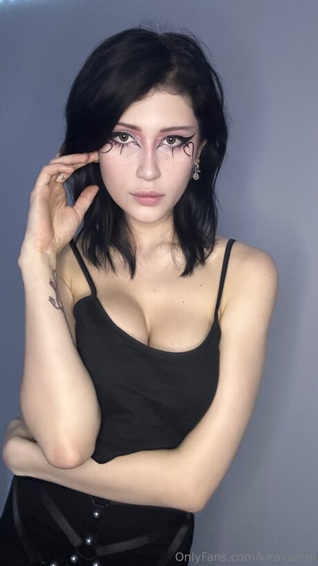 Kiravampi adult star img