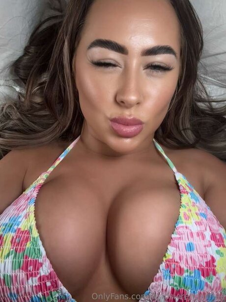 Itsrosierendallfree pornstar naked pictures