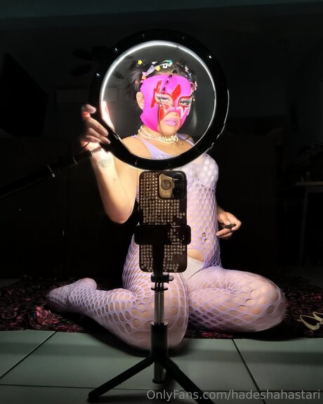 Hadeshahastari star free galleries