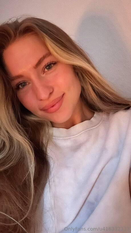 U416332333 model nudes pictures