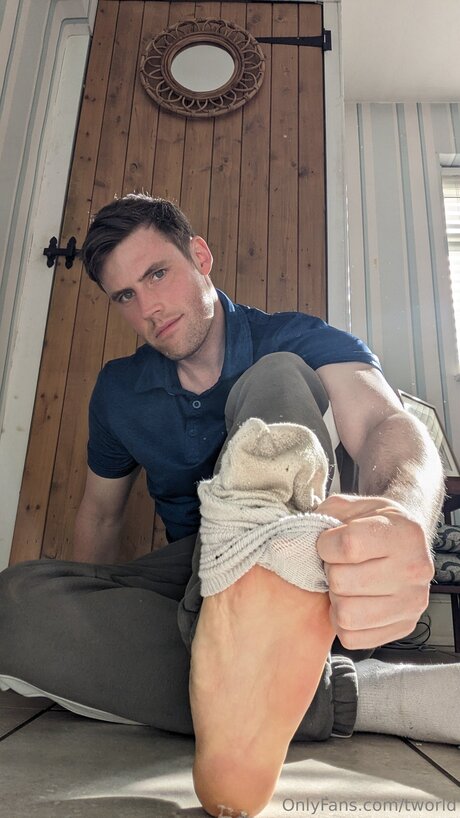 Tworld free star photos