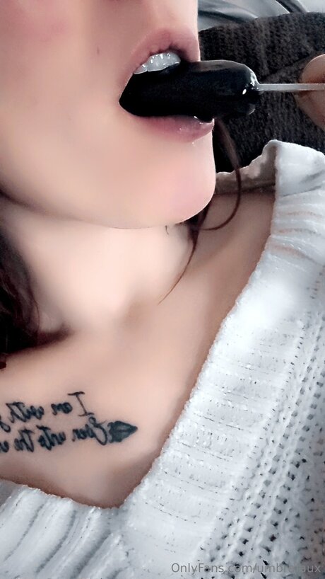 Umbrafaux high quality pornstar pictures