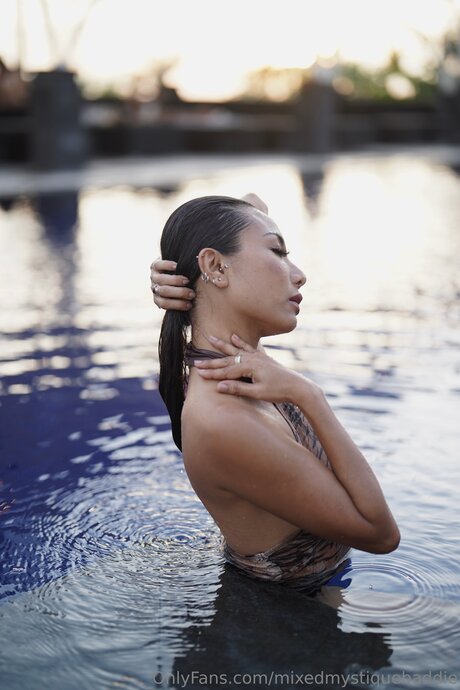 Mixedmystiquebaddie perfect model picture