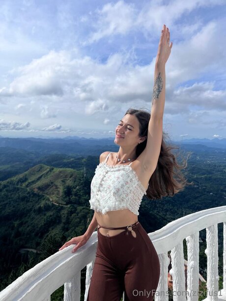 Zizifus1 hot star galleries