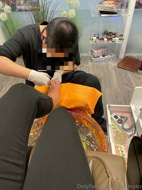 shemale cumshot onlyfans hot sexy picture