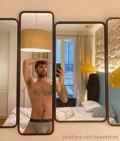 Daaddyhott nudes star photo