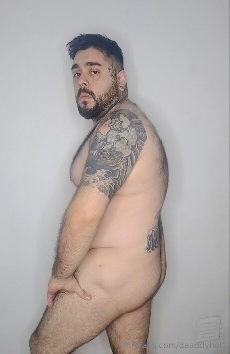 Daaddyhott naked pornstar picture