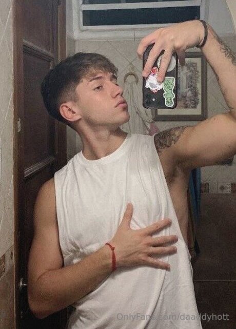 Daaddyhott model porn galleries