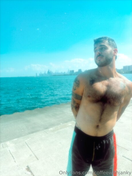 curvy shemale onlyfans nudes pictures