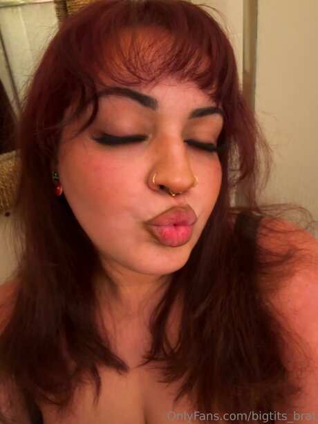 Bigtits Brat beautiful model galleries