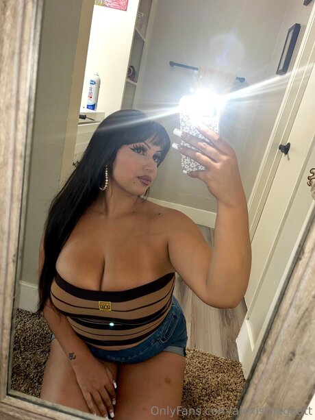 female popular onlyfans art nude gallery