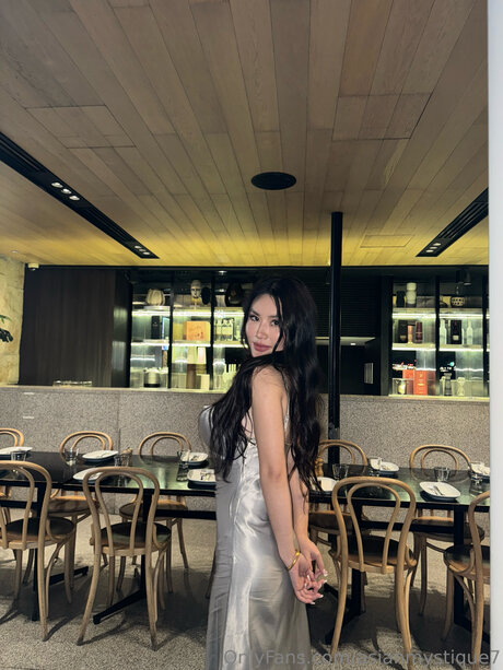 milf handjob onlyfans porno photo