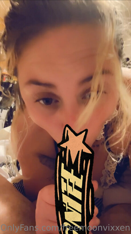 Freemoonvixxen adult actress photo