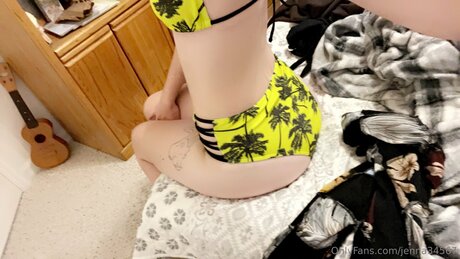 Bunnycake420 star adult image