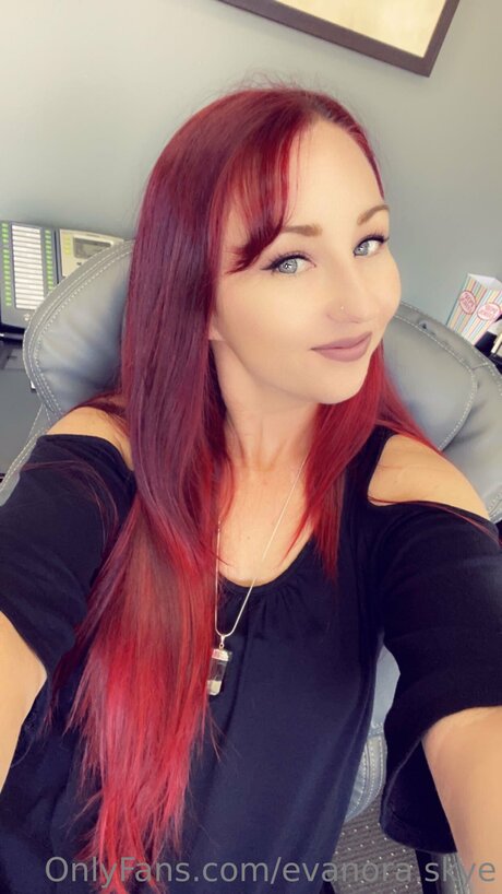 Evanora Skye pornstar best images