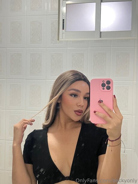 Beckyonly pornstar erotic gallery