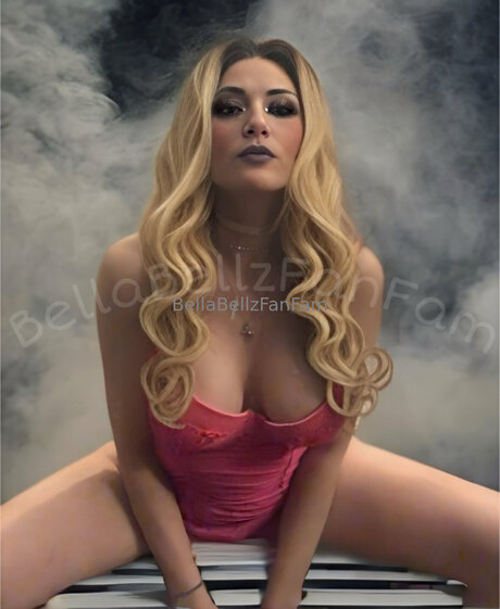 Bellabellzfanfam hot actress pictures