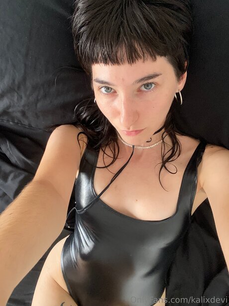 Kalixdevi pretty model photo