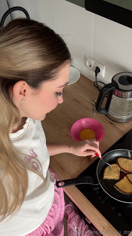 cheating onlyfans art nude photo