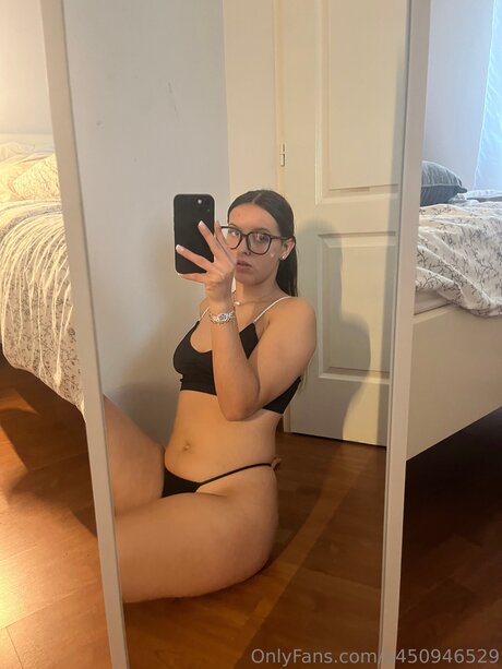 Lea Rlj pornstar beautiful image