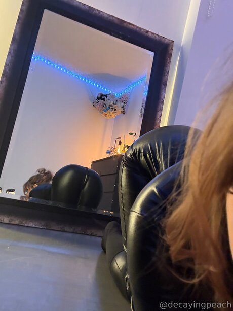 Decayingpeach pretty actress archive