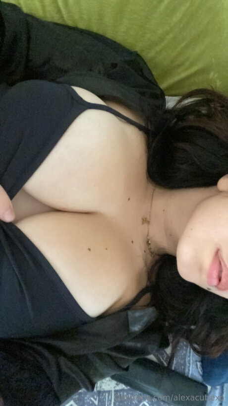 athletic milf onlyfans sexy naked photos