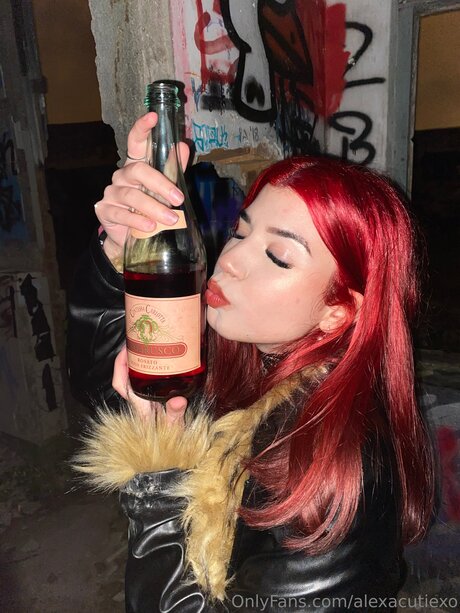 Alexareif xxx star images