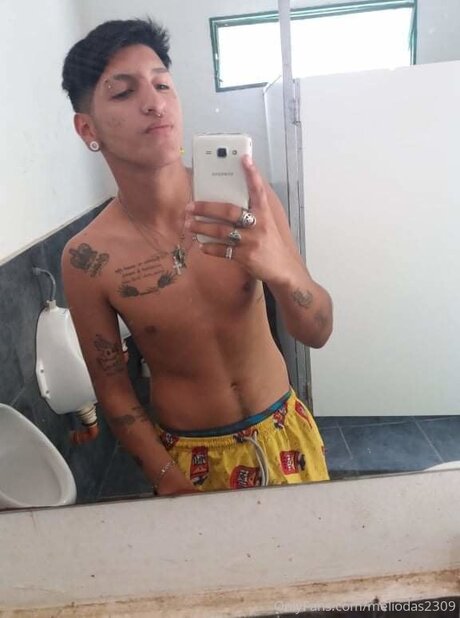 Meliodas2309 nudes model archive