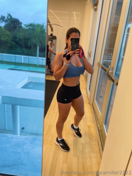 Saramiller2222 hd pornstar photo