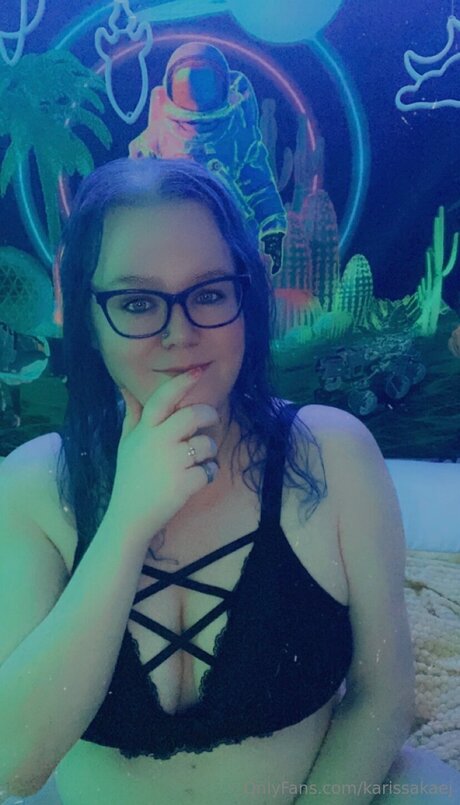 Karissakaej erotic pornstar img