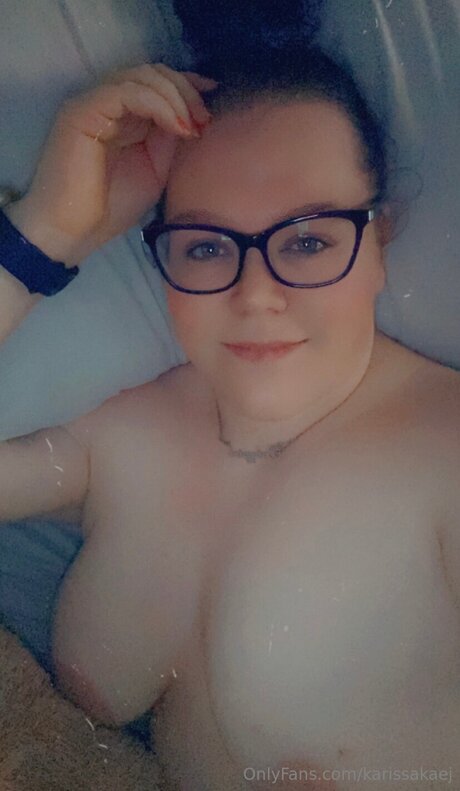 Karissakaej pornstar img