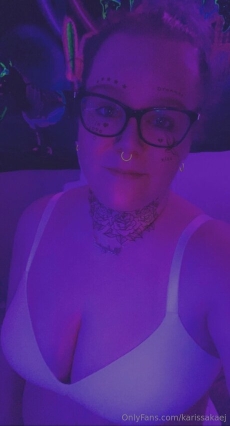 Karissakaej model art photo